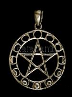 Ezüst(Ag) kerek medál, csillag motívummal, jelzett, d: 2,5 cm, nettó: 5,6 g