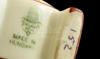 Zsolnay kisméretű kulacs, matricás, jelzett, apró kopásokkal, m: 9 cm