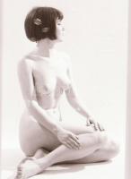 cca 1968 Műtermi akt tanulmányok, 5 db vintage negatív, 6x6 cm és 6x7 cm