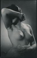 cca 1950 Demeter Károly (1892-1983) budapesti műtermében készült aktfelvételek, 3 db retus nélküli n...