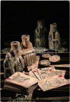 8 db főleg MODERN sakk motívumlap, közte pár régi / 8 MODERN chess motive cards, among them a few pr...