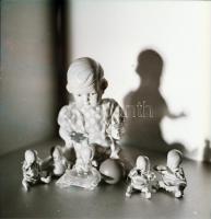 cca 1938 Thöresz Dezső (1902-1963) békéscsabai fotóművész hagyatékából 37 db vintage negatív, változ...