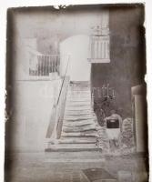 cca 1930 Budapest, Tabán, 2 db vintage üveglemez negatív Kerny István (1879-1963) hagyatékából, 9x12...