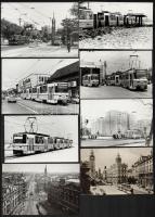 Villamosok Budapesten, 7 db vintage fénykép, hozzáadva 4 db modern képeslapot, 9x14 cm és 10x15 cm között