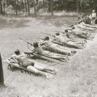 cca 1960 Sinka Antal hagyatékából 13 db vintage negatív (6x6 cm), hozzáadva 3 db modern képeslapot a...