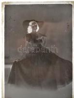 1933 Eger, a Foto-GRÁF műteremben készült felvételeken katonák, papok, esküvői pár, első áldozó, egr...