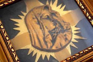 Jézus és Mária Festett gipsz falikép ( 2 db), üvegezett sérült keretben, 23×26 cm (2×)