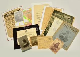 cca 1910-1940 Vegyes militária tétel: leszerelési okmány, újságok, tábori posta levelezőlapok