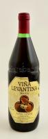 cca 1980 Vina Levantina spanyol vörösbor bontatlan palackban / Unopened bottle