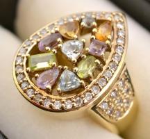 100 db-os ezüst ( Ag.) gyűrű gyűjtemény, különféle ásványokkal és szintetikus kövekkel, több jelzett...