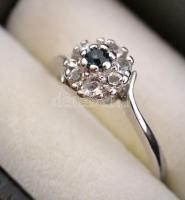 100 db-os ezüst ( Ag.) gyűrű gyűjtemény, különféle ásványokkal és szintetikus kövekkel, több jelzett...