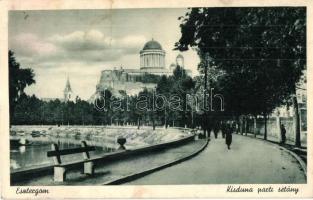 4 db régi magyar városképes lap, 2 Esztergom és 2 Visegrád / 4 pre-1945 Hungarian town-view postcards