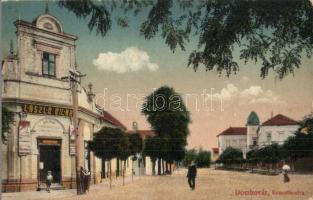 Dombóvár, Kossuth utca, László Vilma üzlete (EB)
