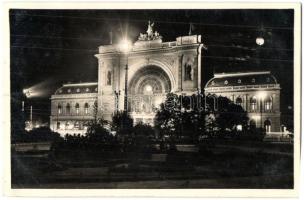 Budapest VII. Keleti pályaudvar, este