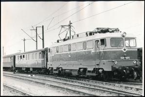 cca 1960 4 db vonatfotó, különböző méretben