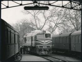 cca 1960 4 db vonatfotó, különböző méretben