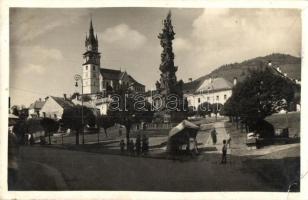 Körmöcbánya, Kremnica; utcakép, vártemplom / street view, castle church (kis szakadás / small tear)