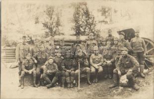 1917 Román front, Virágvápa-völgy, 1/1 39. üteg katonái, csoportkép / WWI K.u.K. military, Romanian front, group photo
