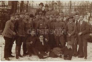 1919 Katonai postások és távírászok csapata, csoportképe / WWI K.u.K. military postmen and telegraphists group photo