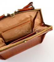 cca 1940 krokodil bőr női táska, 21×25 cm