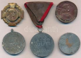 Vegyes, rossz állapotú 5db-os kitüntetés tétel, benne: "Sebesültek Érme" mellszalagon, &qu...