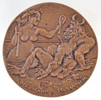 Borsos Miklós (1906-1990) 1955. "Hommage a Picasso" Br plakett (84mm) T:1-,2
Hungary 1955...