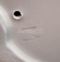 Kisfaludi Stróbl Zsigmond (1884-1975): Fürdés után. fehér mázas porcelán, jelzett, hibátlan, m: 29 c...