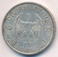 Német Harmadik Birodalom 1935G 5M Ag "Náci hatalom első évfordulója" T:2 kis ph.
German T...