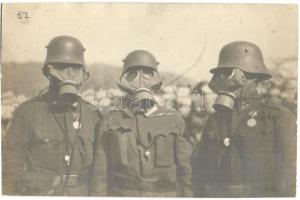 Katonák gázálarcban / WWI K.u.K. military, soldiers in gas masks, F. Steinschaden photo