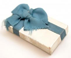 Arany (14 K) fülbevaló, jelzett (585), nettó:2,6 g, d:3 cm