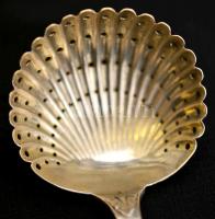 Díszes ezüst (Ag.) szűrőkanál, jelzett, h: 16 cm, nettó 46,3 g