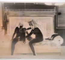 cca 1970 Pornó felvételek negatívjai, 24 db (3x8 kocka), dobozban, tekercsben, 6x9 cm