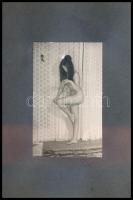 cca 1960-1970 30 db művészi akt, finoman erotikus fotót tartalmazó album