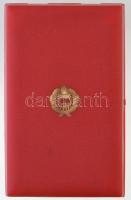 1965. "Szolgálati Érdemérem 550 repült óra után" szalagsávval, eredeti, sérült tokban T:2 ...