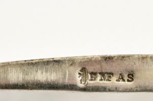 Ezüst (Ag.) szelence tartó, monogrammal, gravírozott,apró horpadással, jelzett, 8×5 cm, nettó:91 g