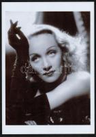 Marlene Dietrich 2 db eredeti és egy sokszorosított  filmfotó  / Original movie photos and one repri...