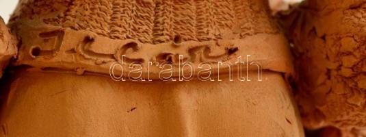 Illár Erzsébet (1940- ): Lány virágkosárral. Égetett agyag, jelzett, jó állapotban, m:32 cm