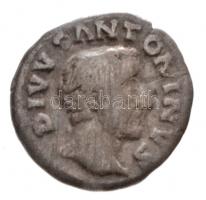 Római Birodalom / Róma / Antoninus Pius emlékére 161 után Marcus Aurelius alatt. Denár Ag (2,76g) T:2-,3 Roman Empire / Rome / Antoninus Pius memorial coin struck under Marcus Aurelius after 161. Denarius Ag DIVVS ANTONINVS / CONSECRATIO (2,76g) C:VF,F RIC III 438.