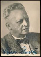 Hermann Abendroth (1883-1956) német karmester aláírása és dedikációja Komor Ágnes (?-2012) hárfaművész részére őt magát ábrázoló fotólapon