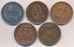 5db-os Br MÉE emlékérem tétel, benne: 1984. "Képíró Zoltán / Művészünk emlékére Keszthelyi Érem...