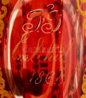 1861 Bíborpácolt emlék pohár, kézzel festett virágmintás és magyar címerpajzsos díszítéssel, "E...
