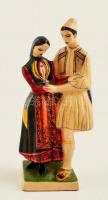 Fiatal pár, szobor, kézzel festett, jelzett, kis kopásokkal, m: 24 cm