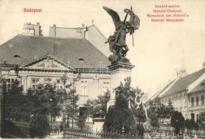 Budapest I. Honvéd szobor a Dísz téren