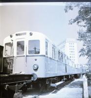 cca 1965 Metrókocsik a GANZ gyár udvarán, 5 db vintage negatív Kotnyek Antal (1921-1990) fotóriporter hagyatékából, 6x6 cm