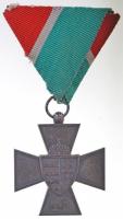 1940. "Nemzetvédelmi Kereszt / A Hazáért" ezüstözött Br kitüntetés mellszalaggal T:2
Hung...