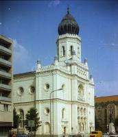 1977 Kecskeméti városképek, épületfotók, 21 db szabadon felhasználható, professzionális minőségű neg...