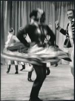 cca 1972 Zsigri Oszkár (1933-?) budapesti fotóművész hagyatékából 3 db vintage fénykép, egyik felira...