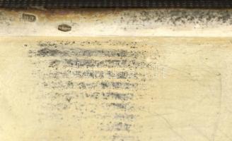 Ezüst(Ag) art deco cigarettatárca, bakelit gombbal, jelzett, mesterjeggyel  (BJ), 11x8 cm, nettó: 15...