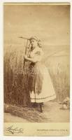 cca 1890 Blaha Lujza (1850-1926) színésznő Strelisky műtermében készült keményhátú fotója 11x22 cm
