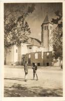 Budapest XIX. Kispest, Wekerletelep, Református Horthy templom, iskolás fiúk, photo